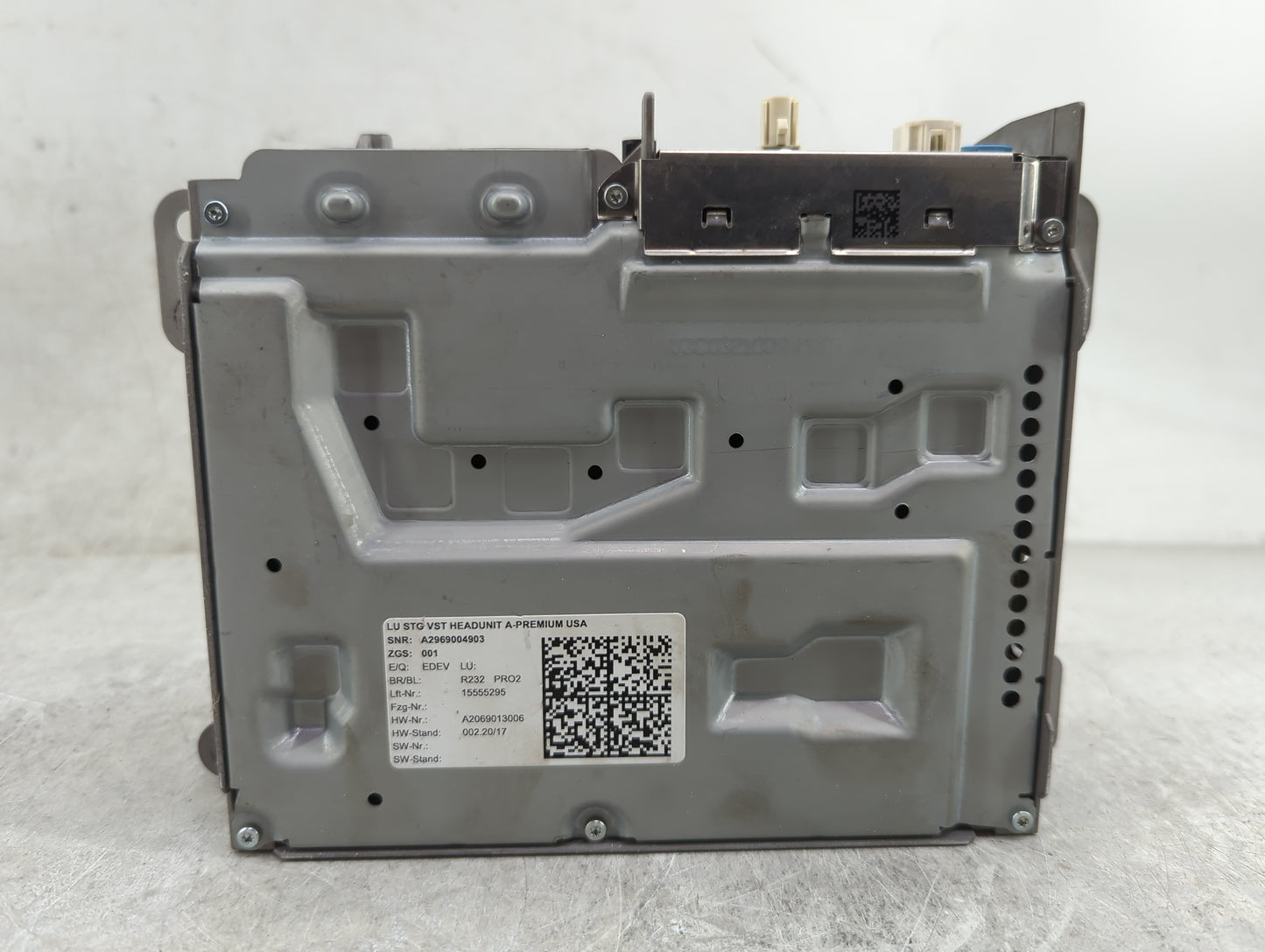 2022 Mercedes-Benz Sclass Radio AM FM Cd Player Receiver Replacement P/N:A2969004903 A2069013006, 15555295 Fits OEM Used Aut