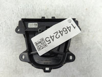 2022 Mercedes-Benz Sclass Radio AM FM Cd Player Receiver Replacement P/N:30000759900 20201230, 3-000-07599 Fits OEM Used Aut