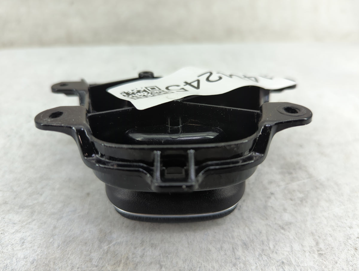 2022 Mercedes-Benz Sclass Radio AM FM Cd Player Receiver Replacement P/N:30000759900 20201230, 3-000-07599 Fits OEM Used Aut