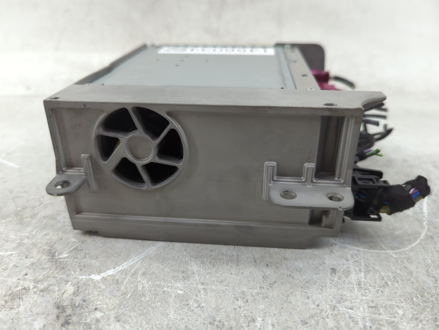 2022 Mercedes-Benz Sl-Class Radio AM FM Cd Player Receiver Replacement P/N:A2969004903 A2069013006 Fits OEM Used Auto Parts 