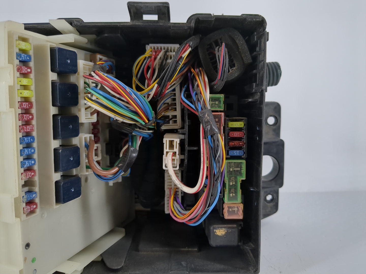 2022 Mercedes-Benz Sprinter Fusebox Fuse Box Panel Relay Module P/N:24382 7S100 Fits OEM Used Auto Parts - Oemusedautoparts1
