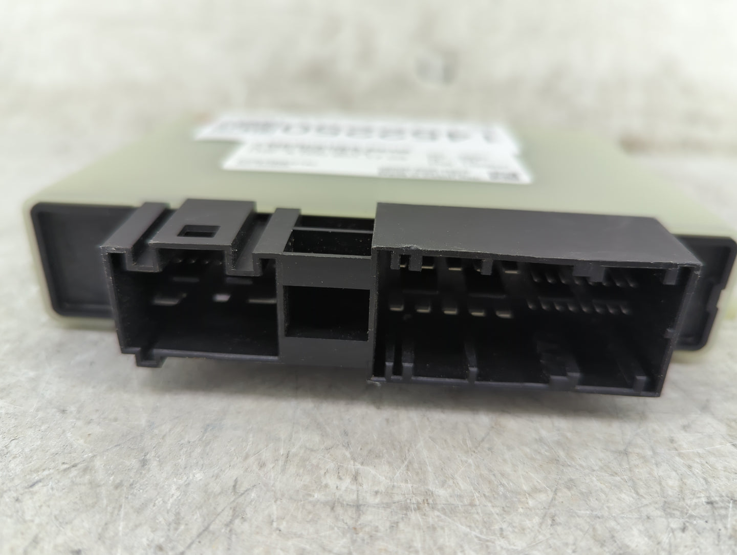 2022 Mercedes-Benz Sprinter 3500 PCM Engine Control Computer ECU ECM PCU OEM P/N:A0009007604 A0009011703, A2C18228000 Fits O