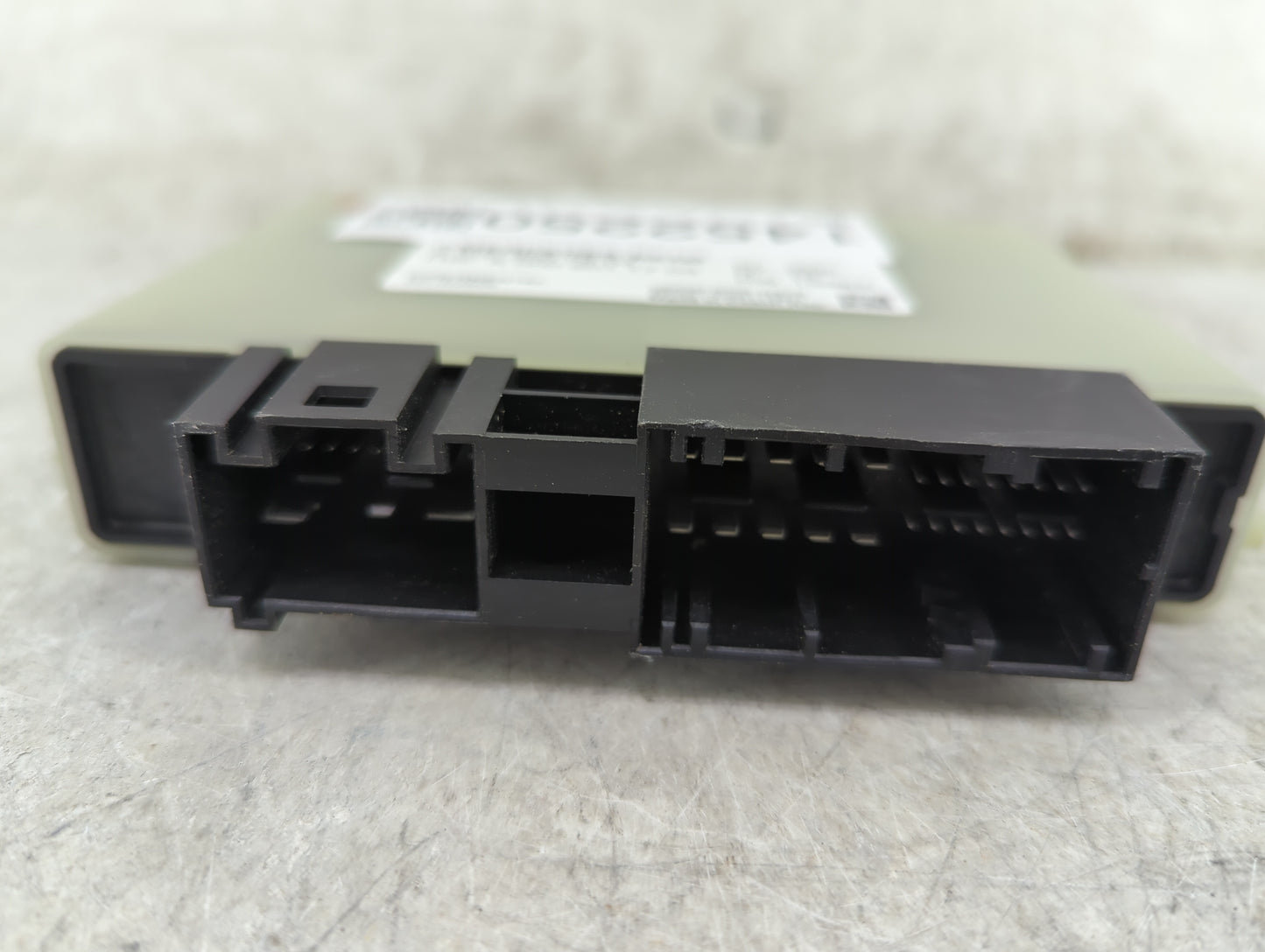 2022 Mercedes-Benz Sprinter 3500 PCM Engine Control Computer ECU ECM PCU OEM P/N:A0009007604 A0009011703, A2C18228000 Fits O