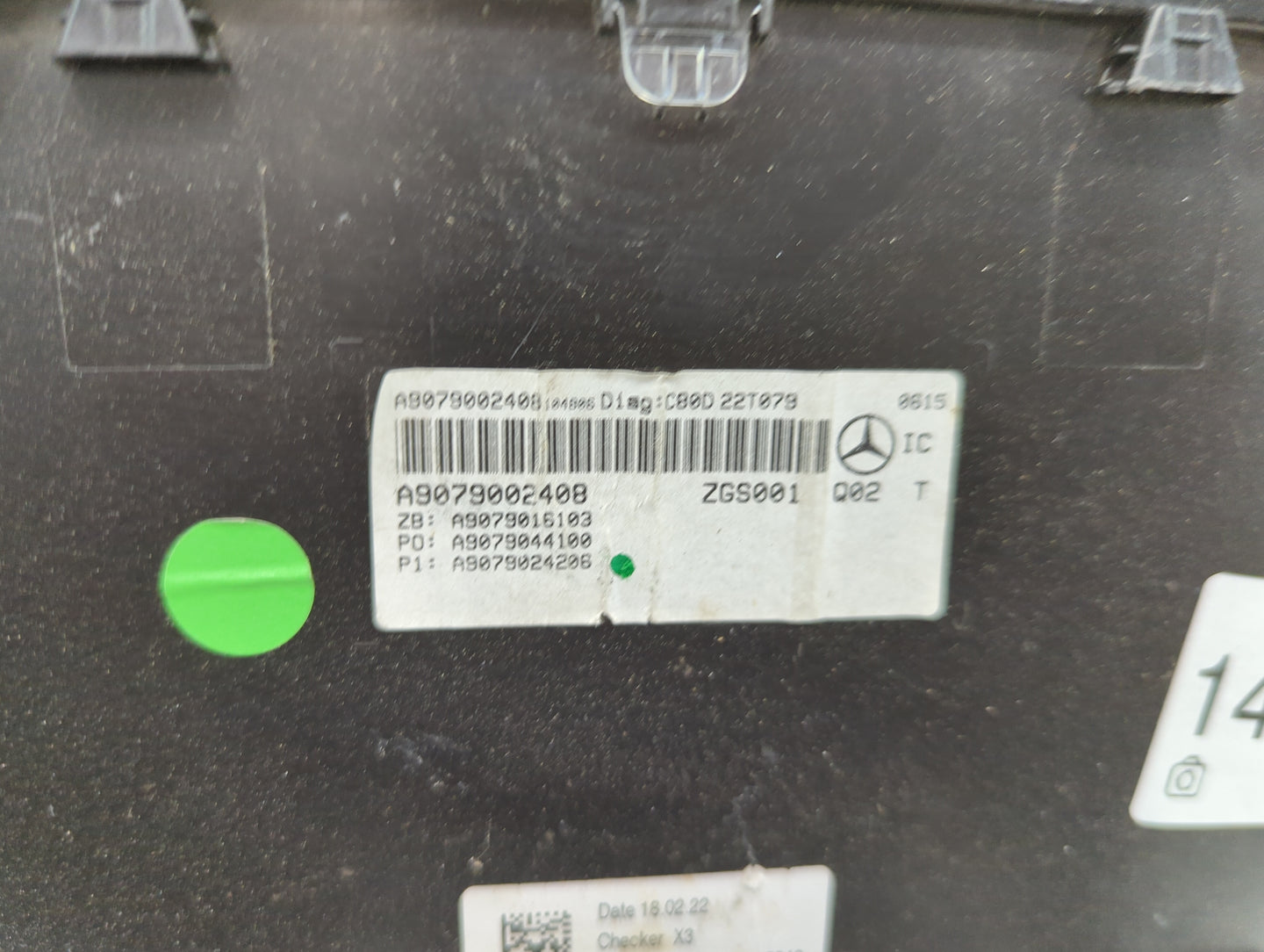 2022 Mercedes-Benz Sprinter 3500 Instrument Cluster Speedometer Gauges P/N:A9079002408 A9079016103, A9079044100 Miles:1K Fit