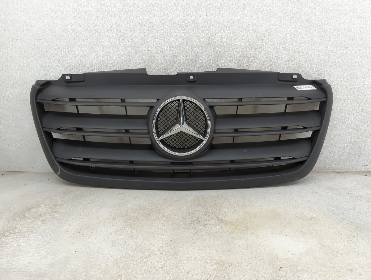 Mercedes-benz Sprinter 3500 Front Grille Bumper Not Included - Oemusedautoparts1.com