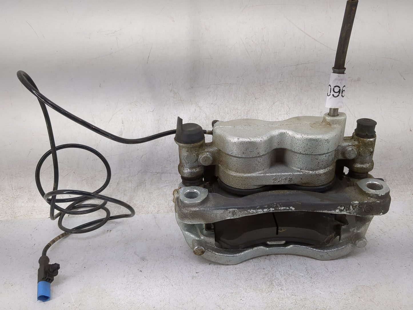 2022 Mercedes-benz Sprinter 3500 Rear Driver Left Brake Caliper - Oemusedautoparts1.com