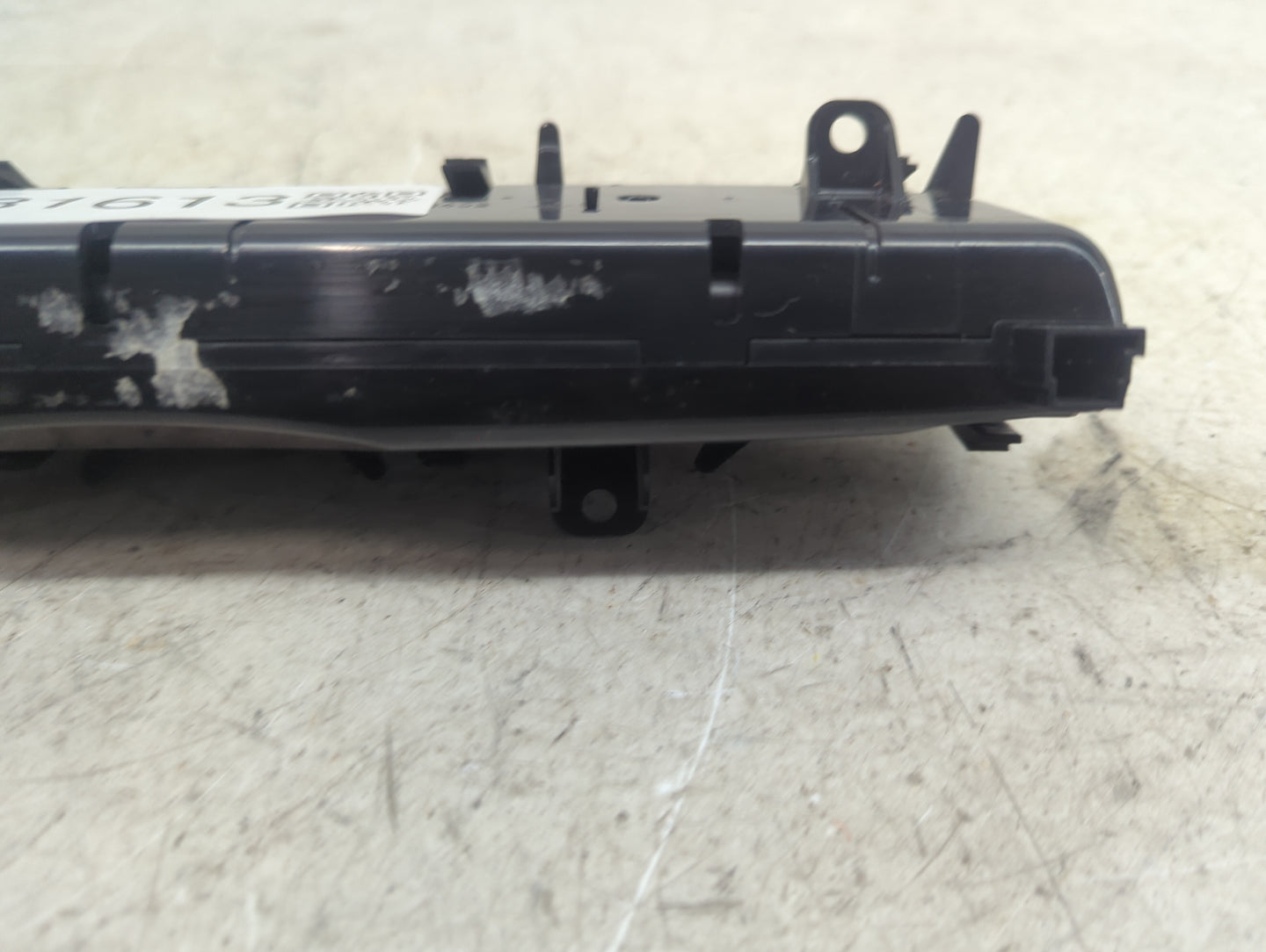 2022 Mercedes Glc300 Climate Control Module Temperature AC/Heater Replacement P/N:A2059054215 A2C1600240104 Fits Fits 2020 2