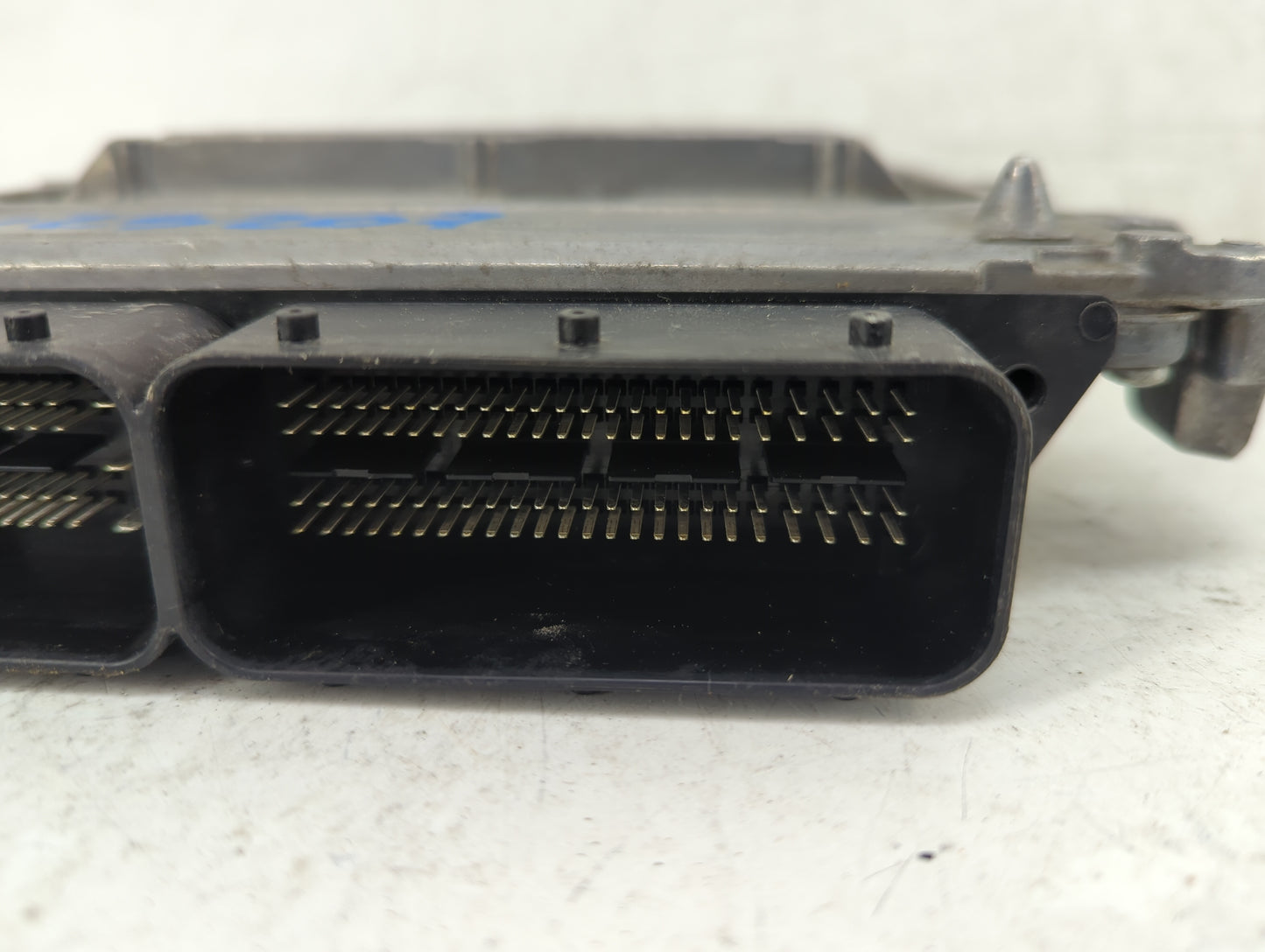 2022 Mercedes Mb2500 PCM Engine Control Computer ECU ECM PCU OEM P/N:A 274 900 16 00 A 274 901 16 00 Fits OEM Used Auto Part