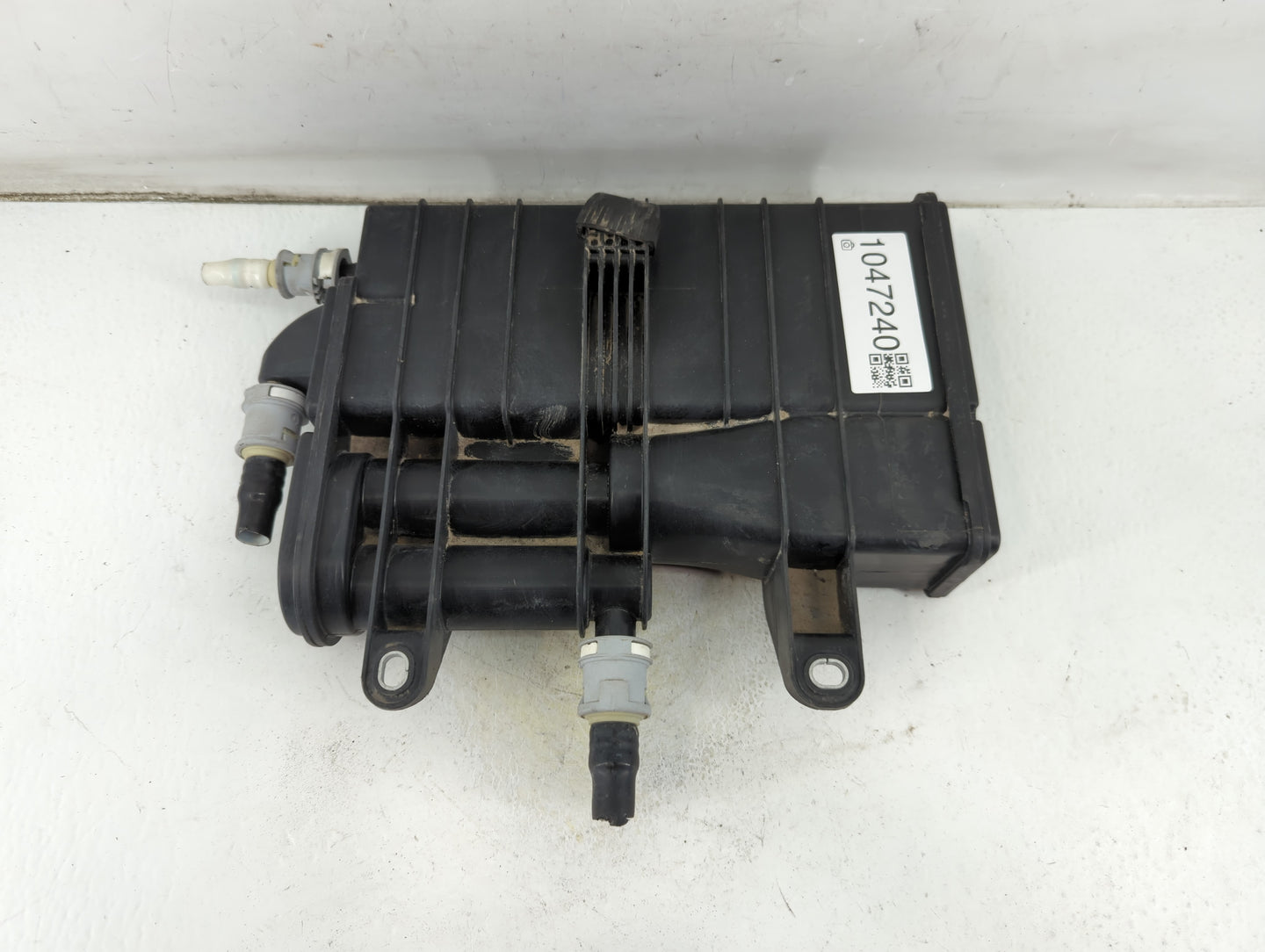 2022 Mini Cooper Fuel Vapor Charcoal Canister - Oemusedautoparts1.com