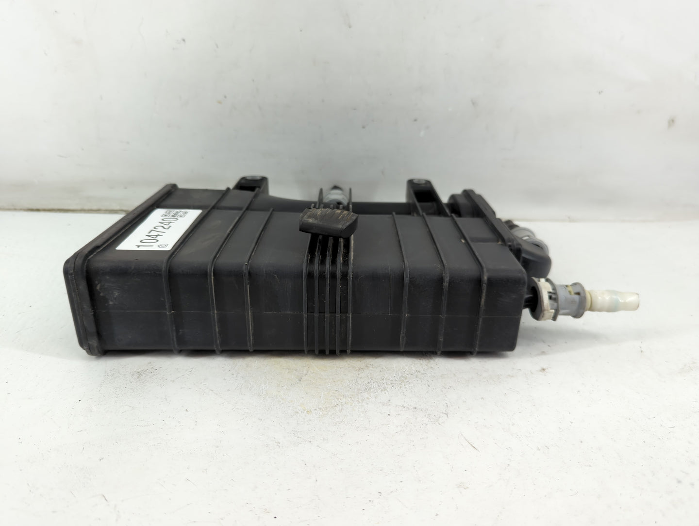 2022 Mini Cooper Fuel Vapor Charcoal Canister - Oemusedautoparts1.com