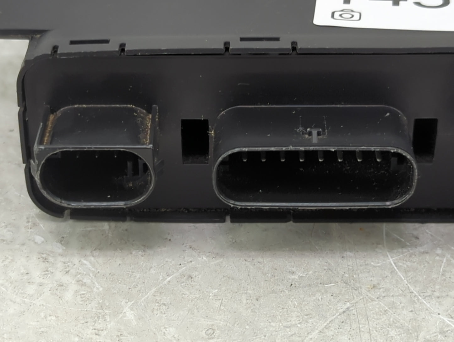 2022 Mini Cooper Body Control Module Bcm Inner Cabin Fuse Box - Oemusedautoparts1.com