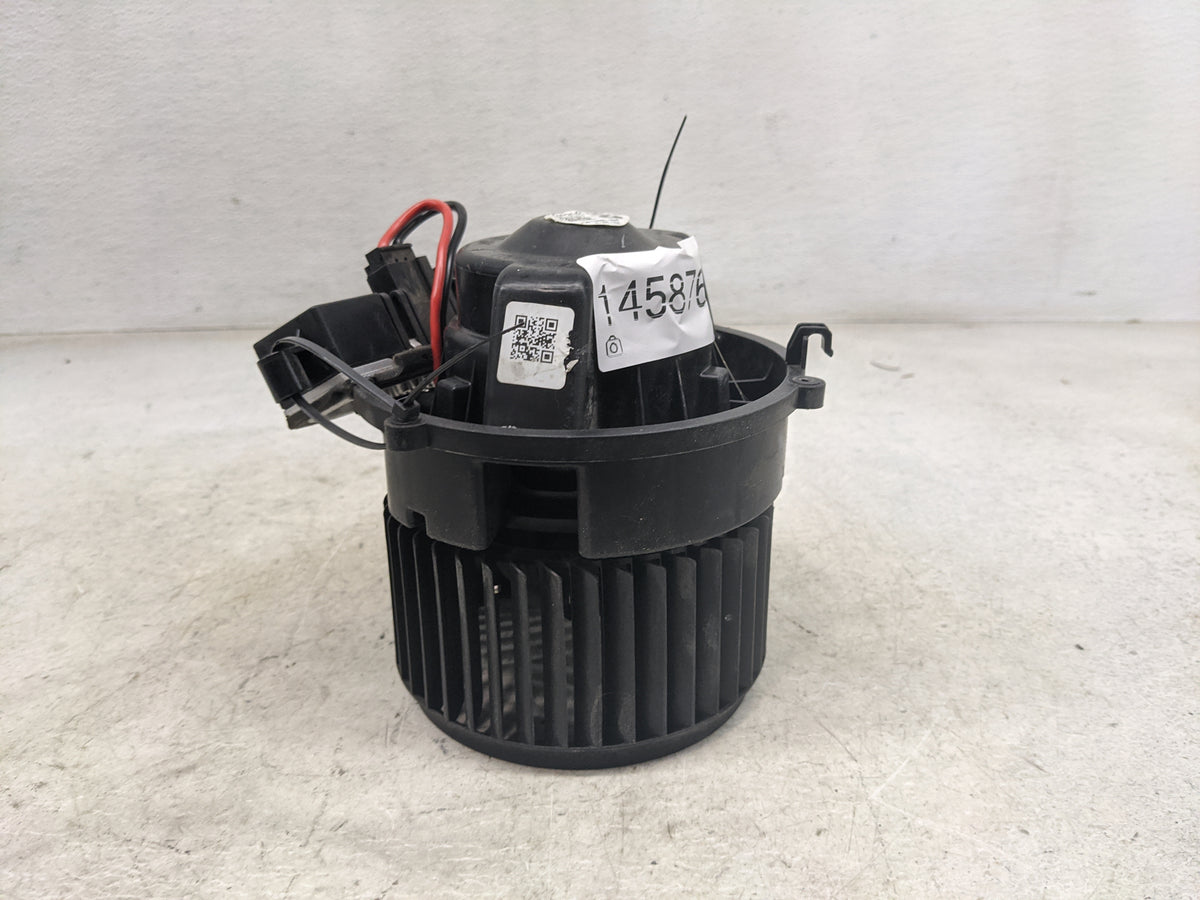 2022 Mini Cooper Heater AC Blower Motor P/N:64.11.7952061 F011500152, CZ246810-8390 Fits OEM Used Auto Parts - Oemusedautopa