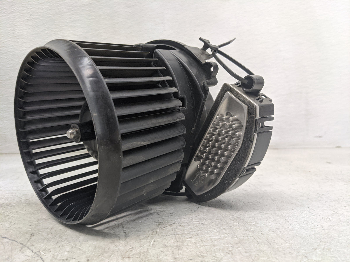2022 Mini Cooper Heater AC Blower Motor P/N:64.11.7952061 F011500152, CZ246810-8390 Fits OEM Used Auto Parts - Oemusedautopa