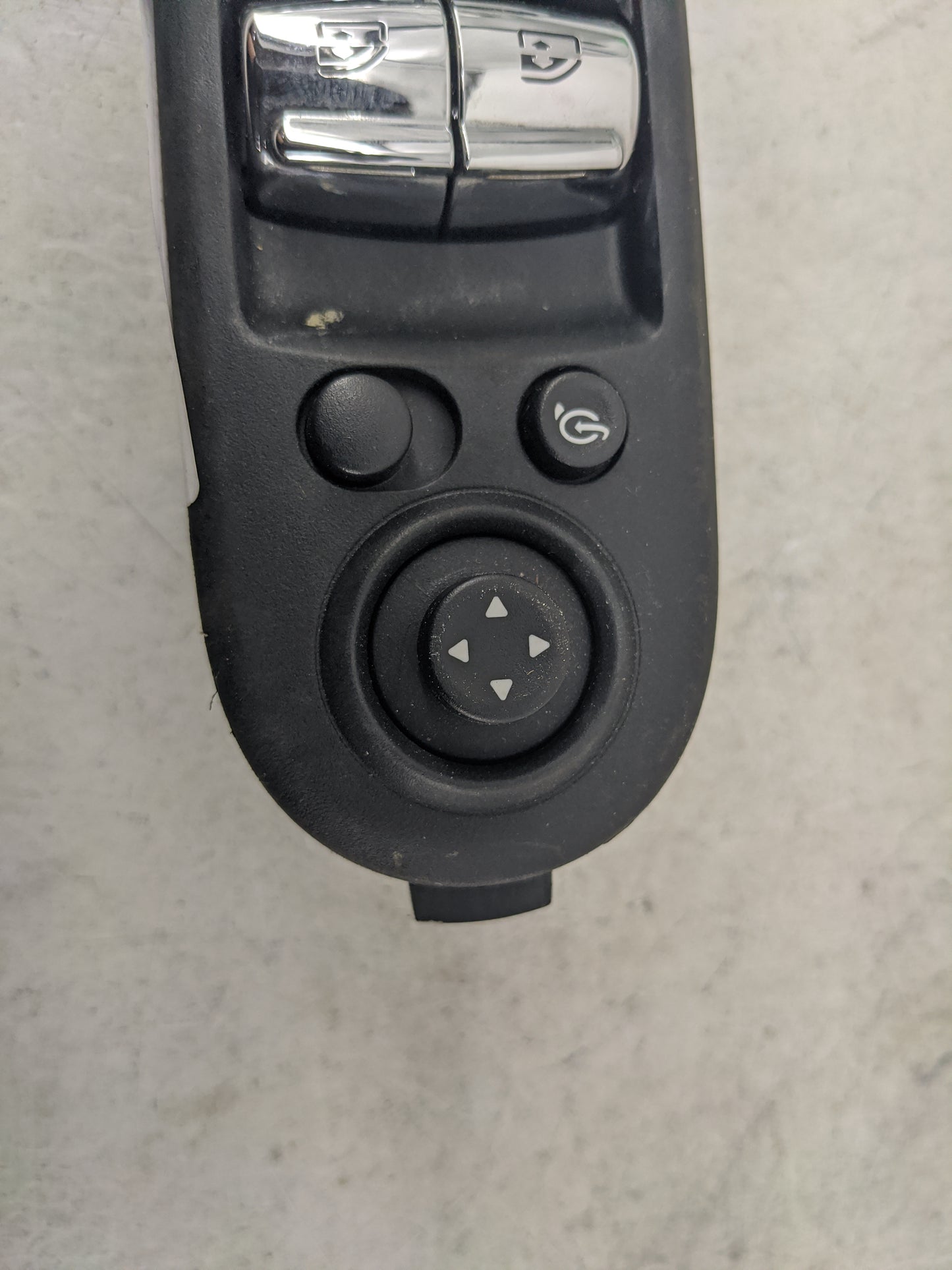 2016-2018 Mini Cooper Master Power Window Switch Replacement Driver Side Left P/N:9354861-01 Fits Fits 2016 2017 2018 OEM Us