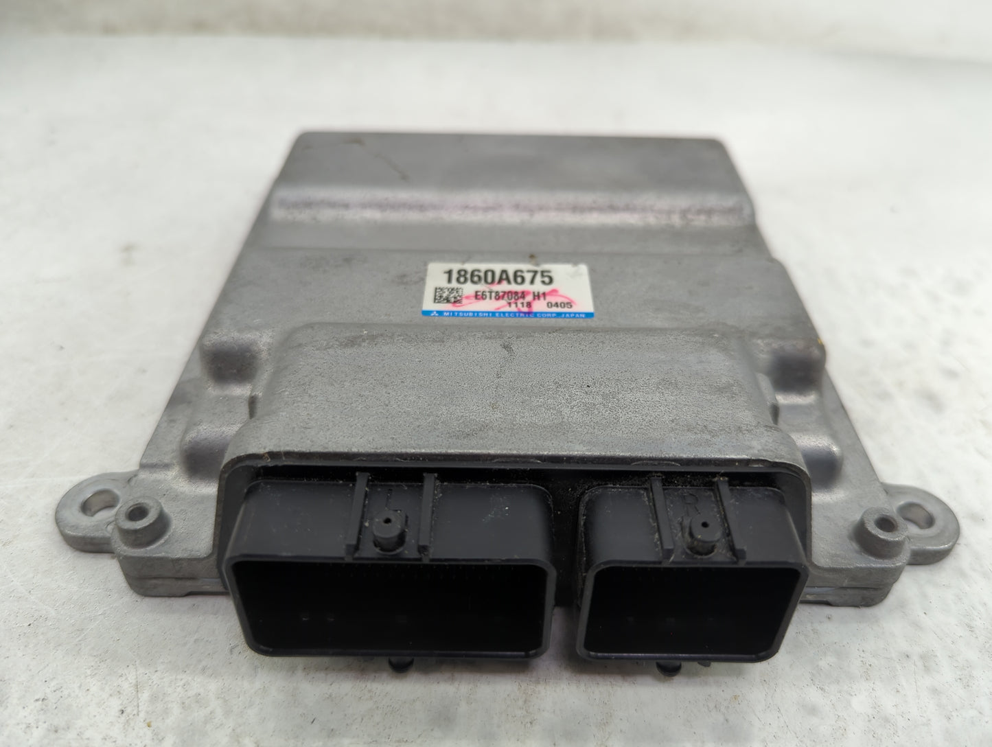 2022 Mitsubishi Eclipse Cross PCM Engine Control Computer ECU ECM PCU OEM P/N:1860A675 E6T87084 H1 Fits OEM Used Auto Parts 