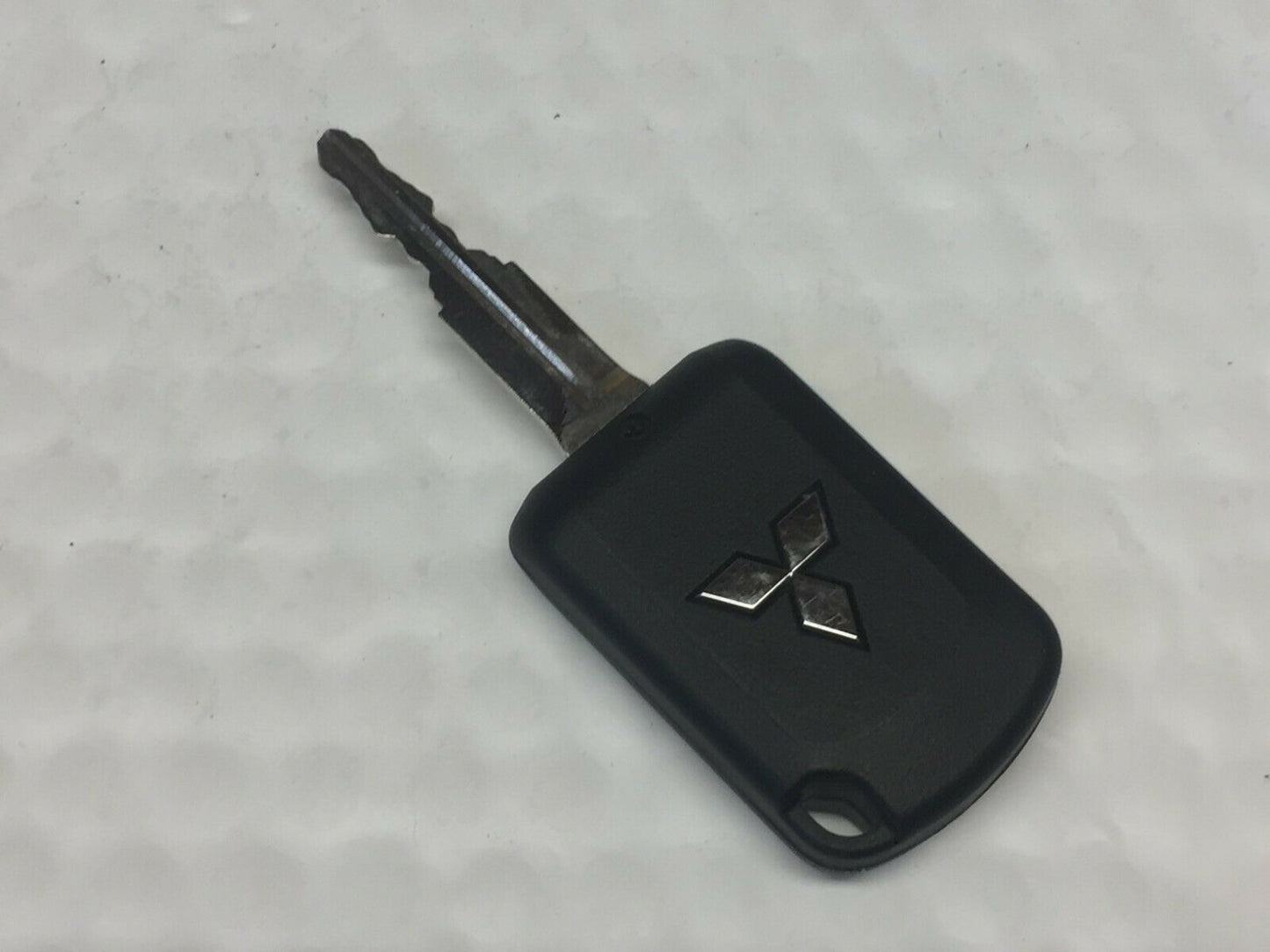 2014-2022 Mitsubishi Keyless Entry Remote Fob Oucj166n 3 Buttons - Oemusedautoparts1.com