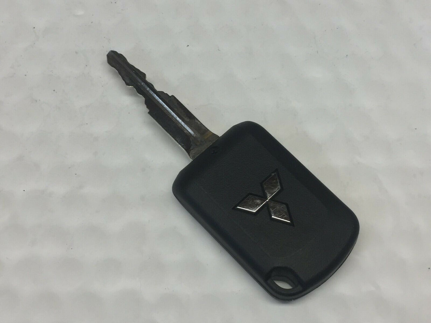 2014-2022 Mitsubishi Keyless Entry Remote Fob Oucj166n 3 Buttons - Oemusedautoparts1.com