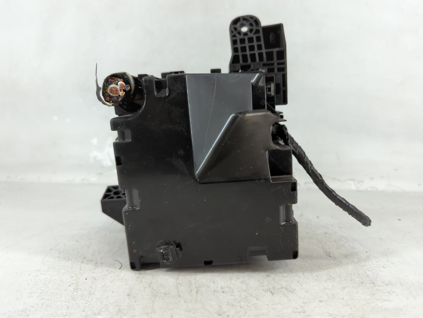 2022 Mitsubishi Mirage Fusebox Fuse Box Panel Relay Module P/N:5547 Fits OEM Used Auto Parts - Oemusedautoparts1.com