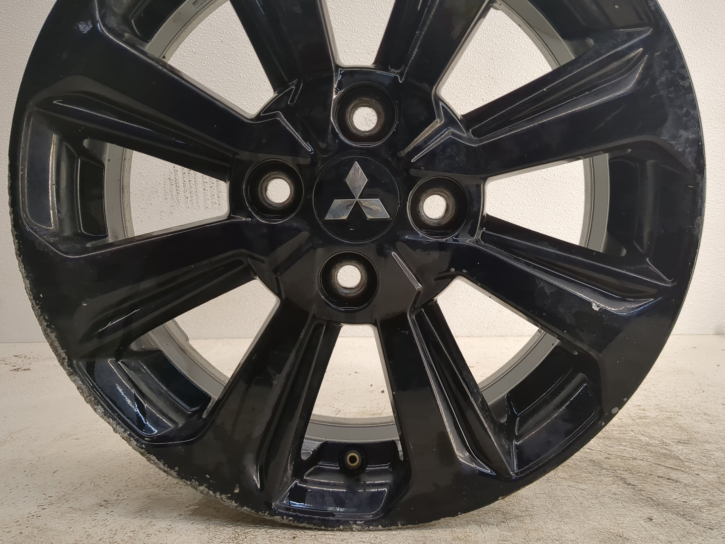 2021-2022 Mitsubishi Mirage Oem Wheel Rim - Oemusedautoparts1.com
