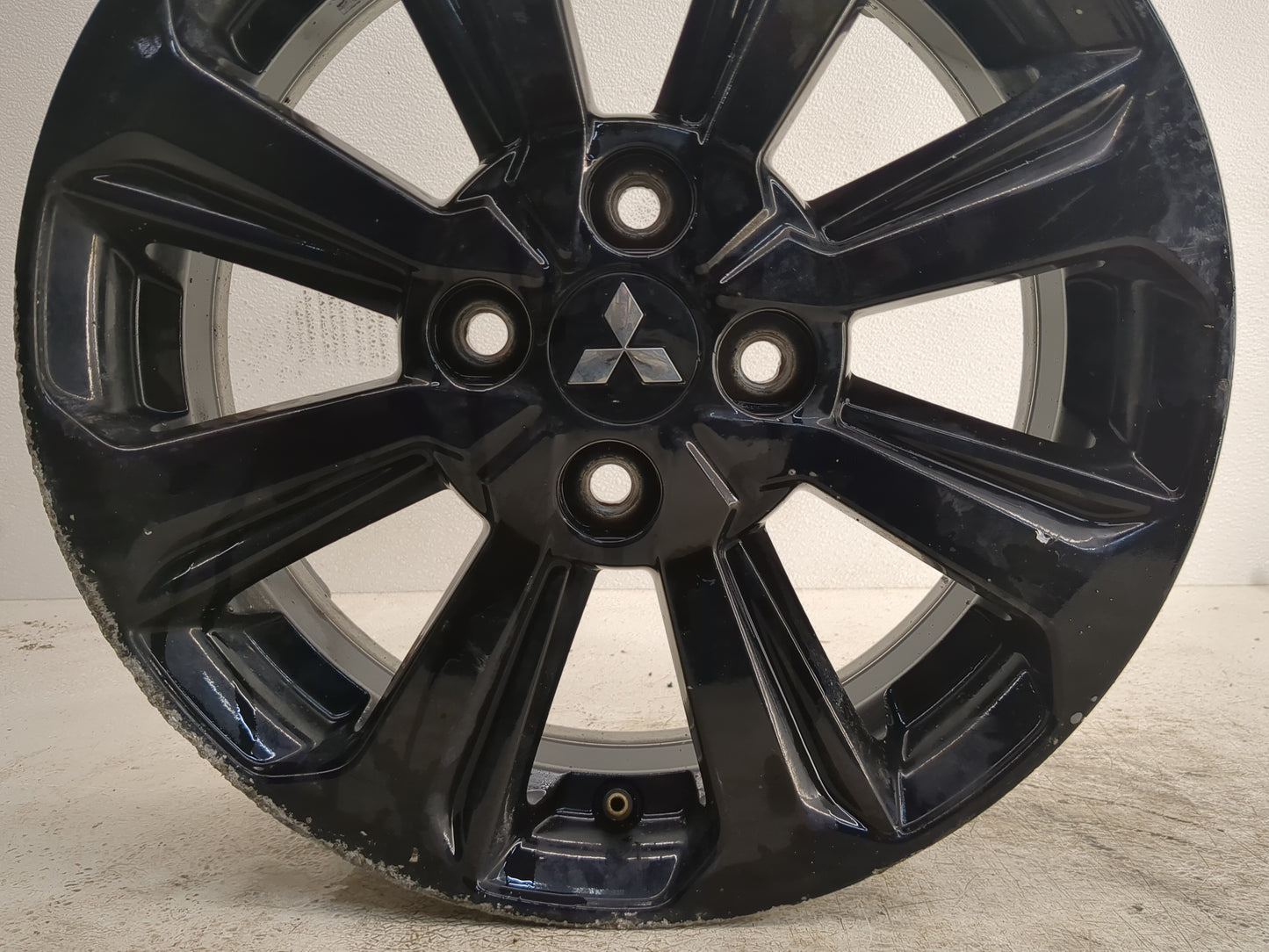 2021-2022 Mitsubishi Mirage Oem Wheel Rim - Oemusedautoparts1.com