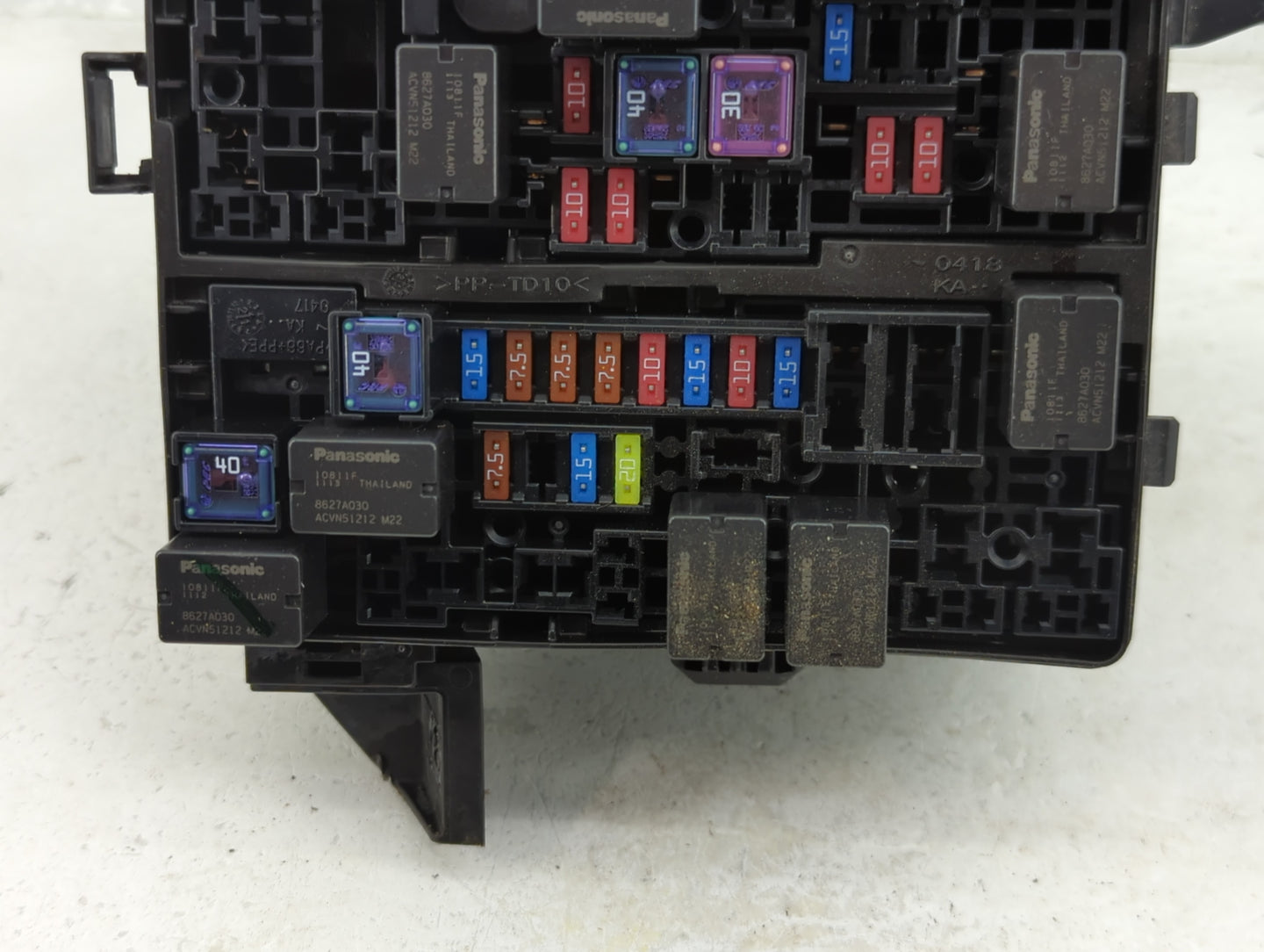 2014 Mitsubishi Mirage Fusebox Fuse Box Panel Relay Module Fits OEM Used Auto Parts - Oemusedautoparts1.com