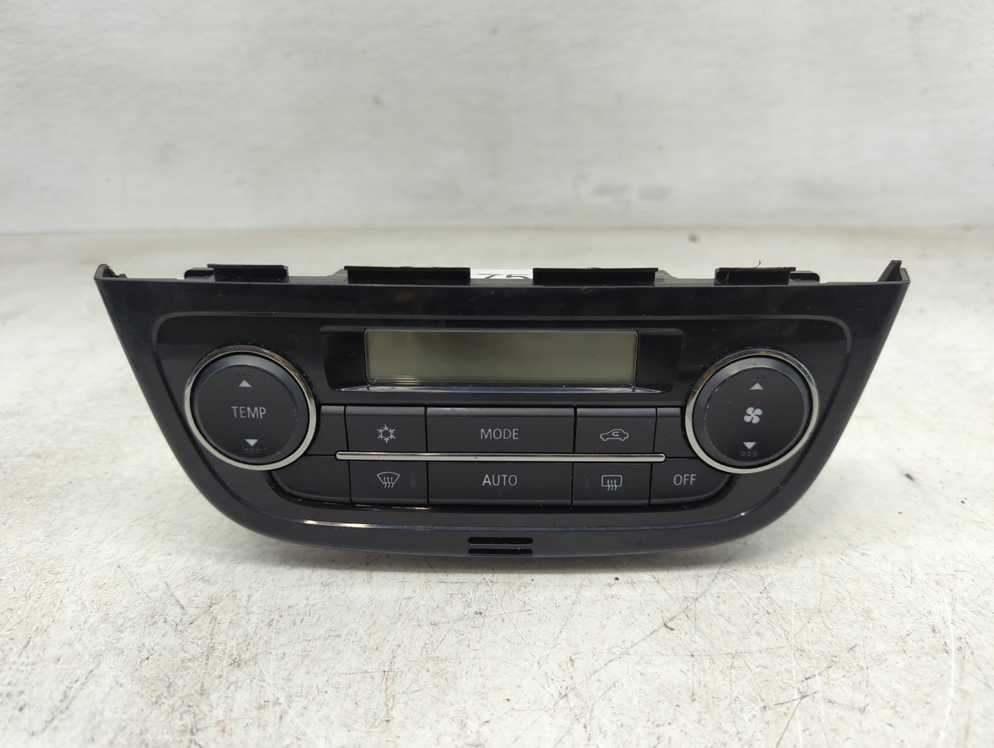 2022 Mitsubishi Mirage Climate Control Module Temperature AC/Heater Replacement P/N:7820B301XA Fits OEM Used Auto Parts - Oe