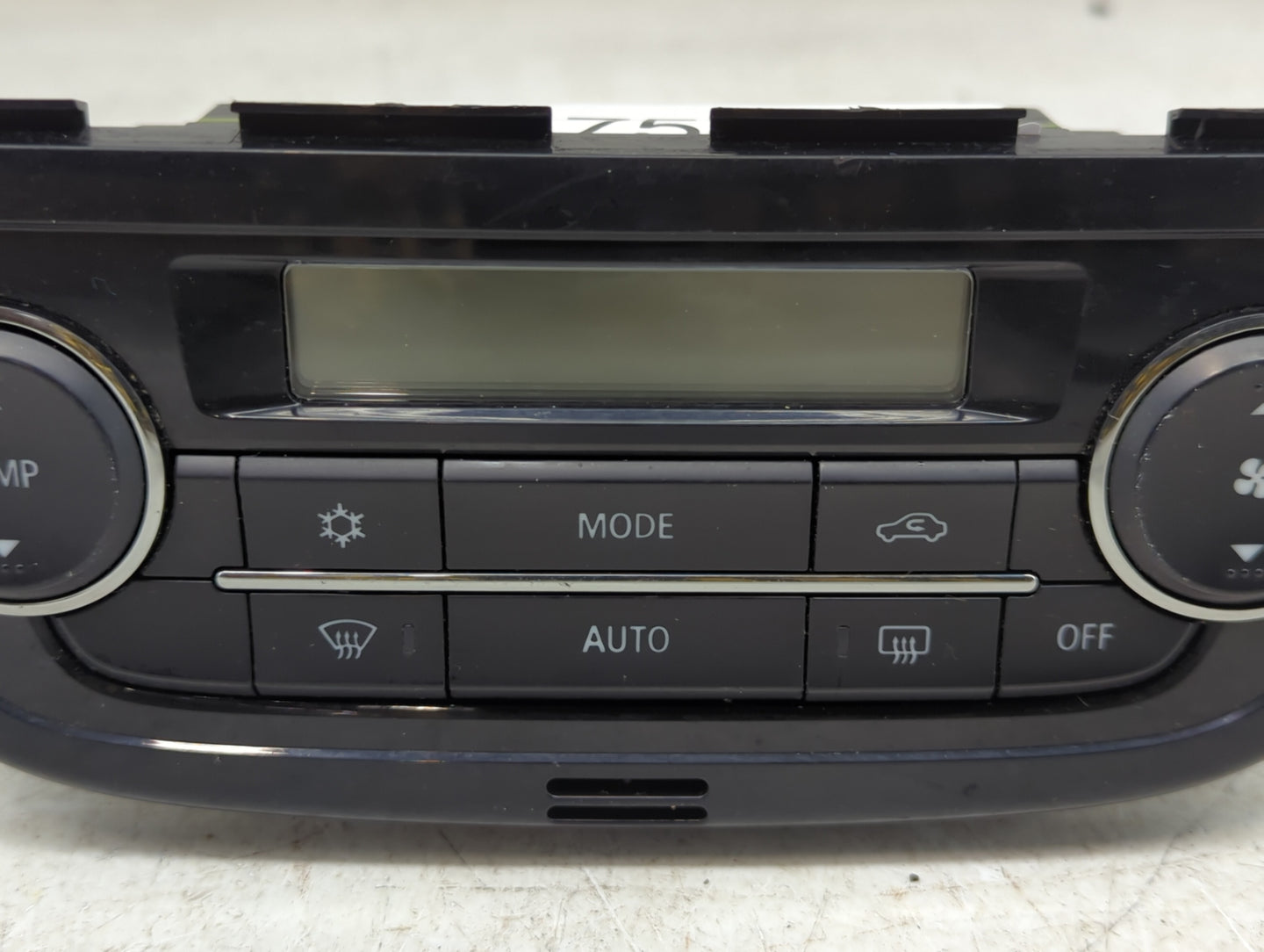 2022 Mitsubishi Mirage Climate Control Module Temperature AC/Heater Replacement P/N:7820B301XA Fits OEM Used Auto Parts - Oe