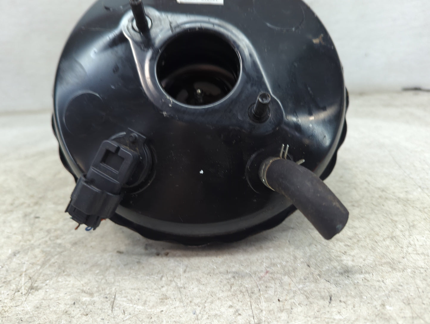2014-2014 Mitsubishi Mirage Power Brake Booster Oem - Oemusedautoparts1.com