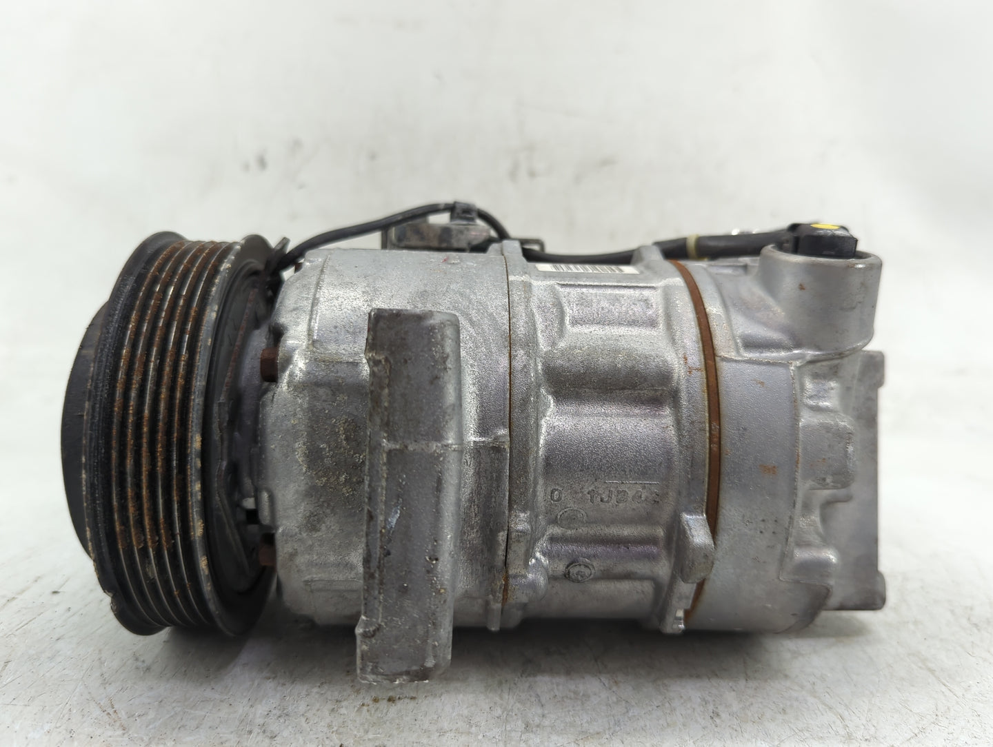 2022 Mitsubishi Outlander Air Conditioning A/c Ac Compressor Oem - Oemusedautoparts1.com