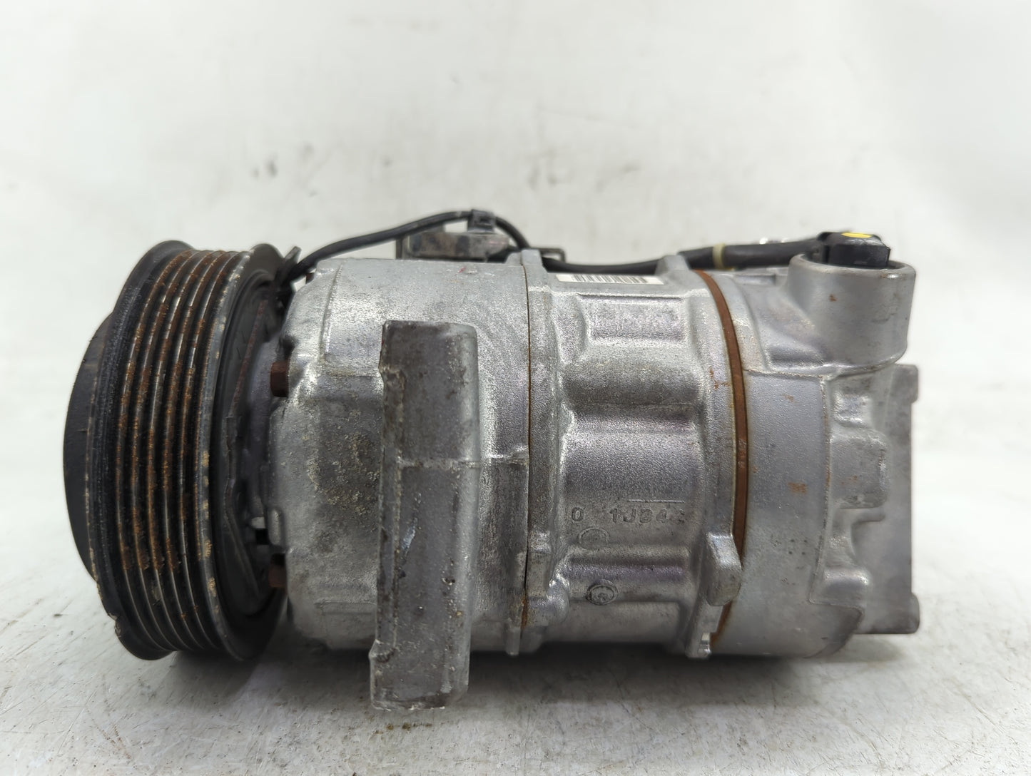 2022 Mitsubishi Outlander Air Conditioning A/c Ac Compressor Oem - Oemusedautoparts1.com