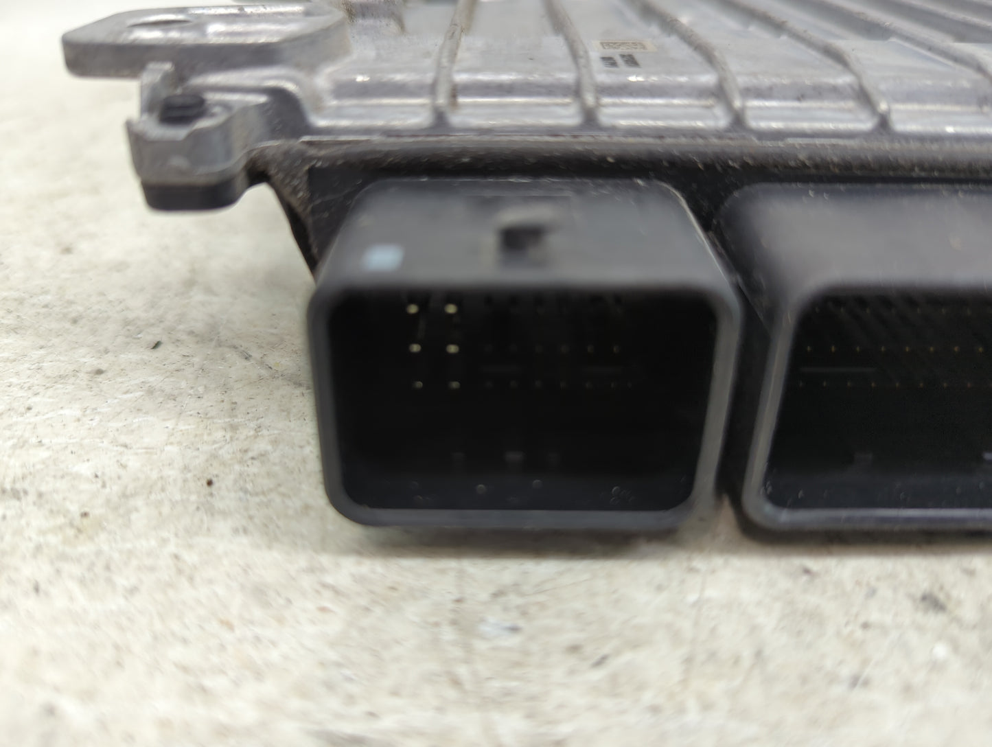 2022 Mitsubishi Outlander PCM Engine Control Computer ECU ECM PCU OEM P/N:BED605-001 Fits OEM Used Auto Parts - Oemusedautop