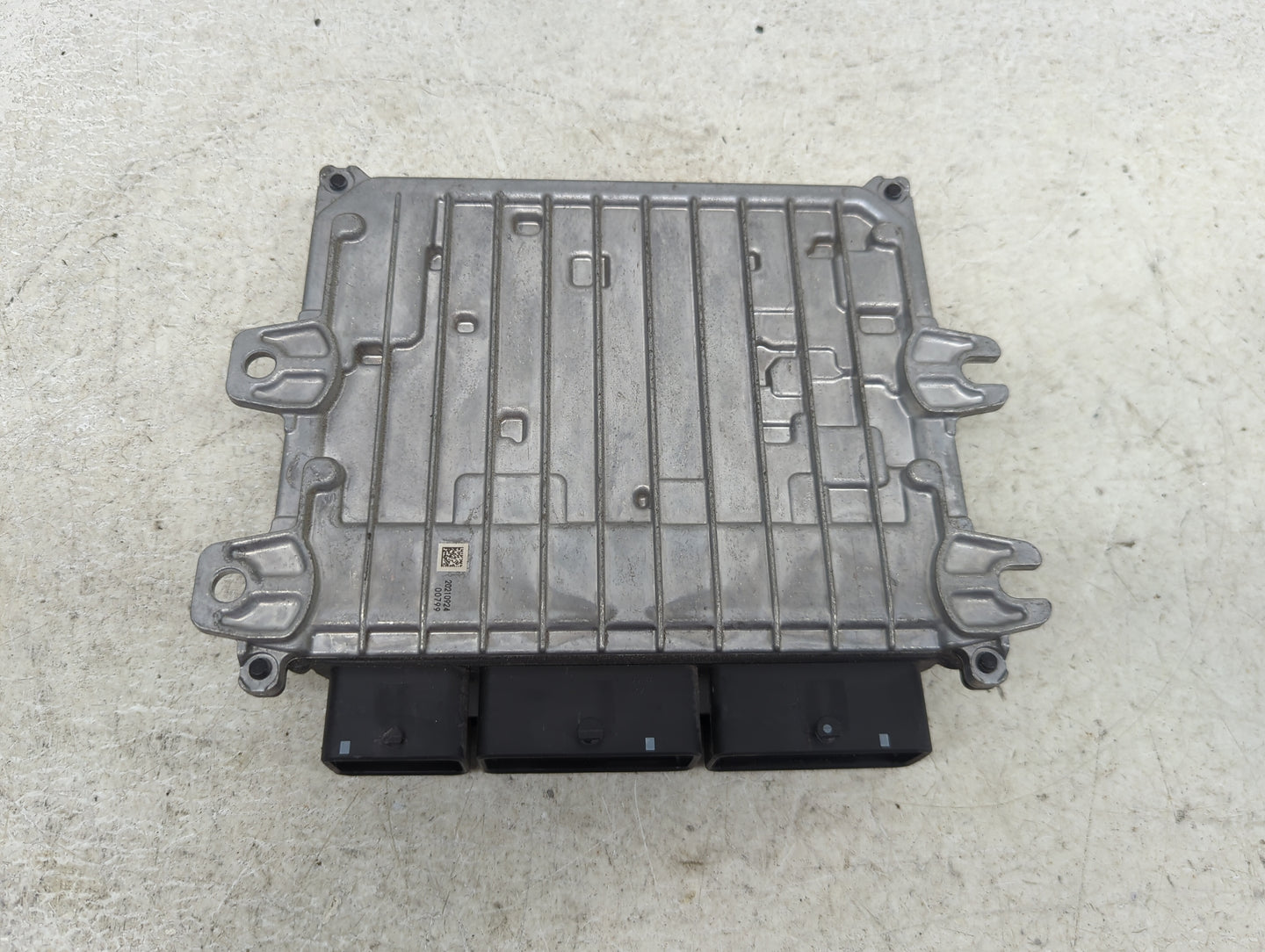2022 Mitsubishi Outlander PCM Engine Control Computer ECU ECM PCU OEM P/N:BED605-001 Fits OEM Used Auto Parts - Oemusedautop