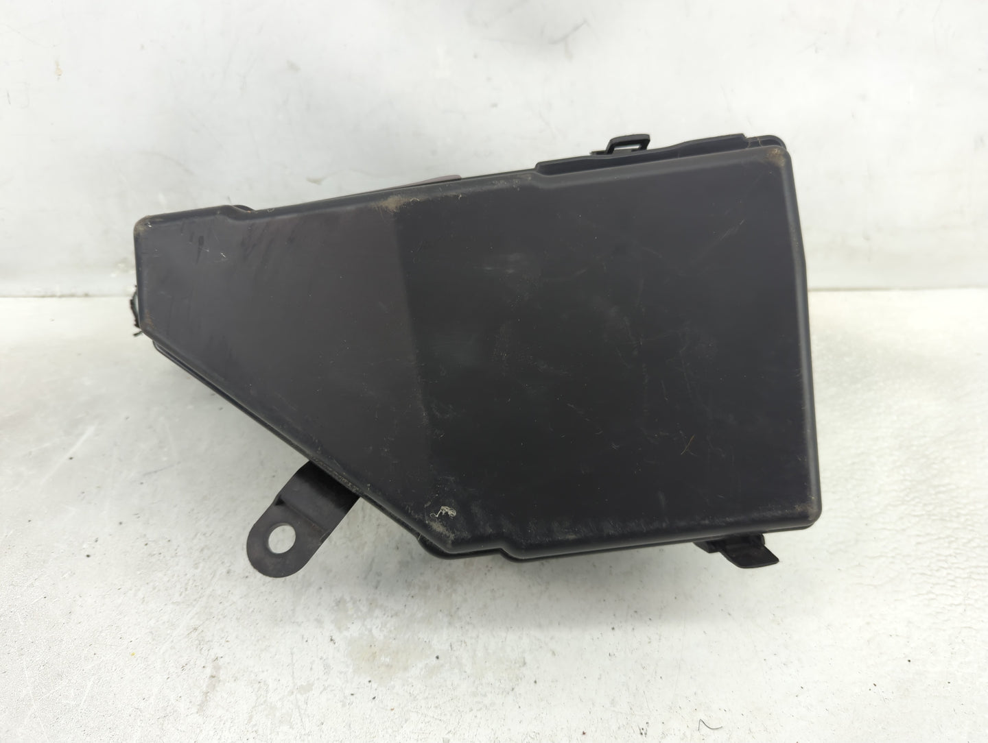 2022 Mitsubishi Outlander Fusebox Fuse Box Panel Relay Module P/N:24382-6PM0A Fits OEM Used Auto Parts - Oemusedautoparts1.c