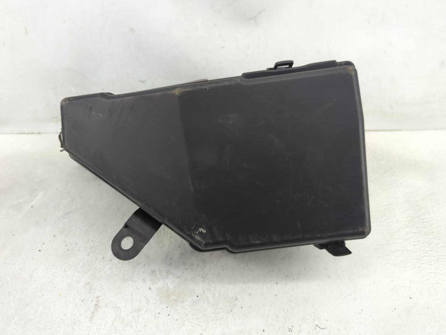 2022 Mitsubishi Outlander Fusebox Fuse Box Panel Relay Module P/N:24382-6PM0A Fits OEM Used Auto Parts - Oemusedautoparts1.c