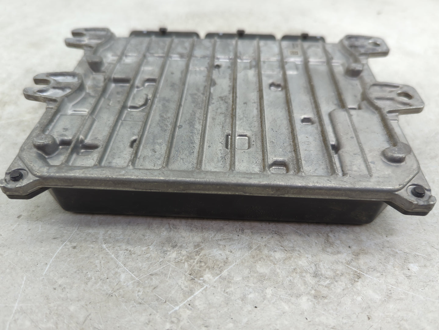 2022 Mitsubishi Outlander PCM Engine Control Computer ECU ECM PCU OEM P/N:BED600-001 237036143A Fits OEM Used Auto Parts - O