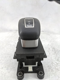 2022 Mitsubishi Outlander Floor Console Assembly Shifter Black - Oemusedautoparts1.com
