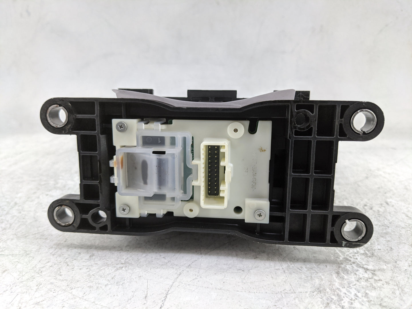 2022 Mitsubishi Outlander Floor Console Assembly Shifter Black - Oemusedautoparts1.com