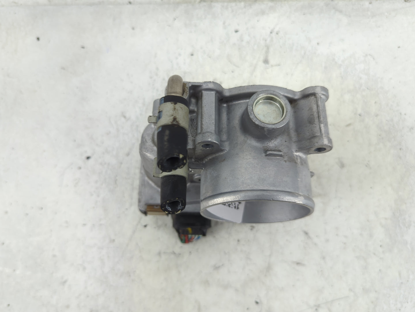 2022 Mitsubishi Outlander Throttle Body P/N:6RA60-01 A Fits OEM Used Auto Parts - Oemusedautoparts1.com