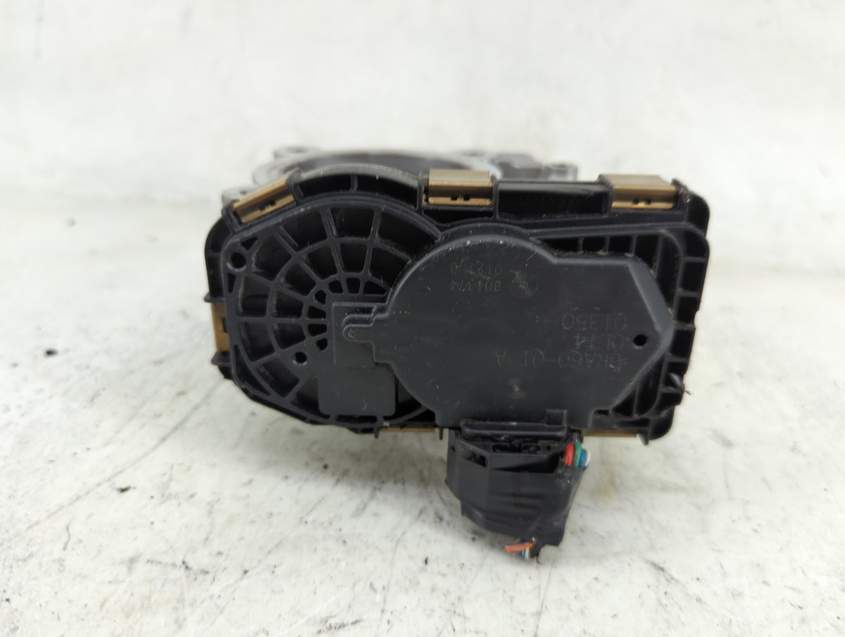 2022 Mitsubishi Outlander Throttle Body P/N:6RA60-01 A Fits OEM Used Auto Parts - Oemusedautoparts1.com