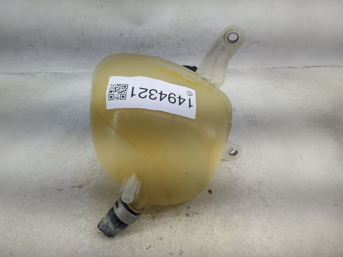 2022 Outlander Radiator Coolant Overflow Expansion Tank Bottle - Oemusedautoparts1.com