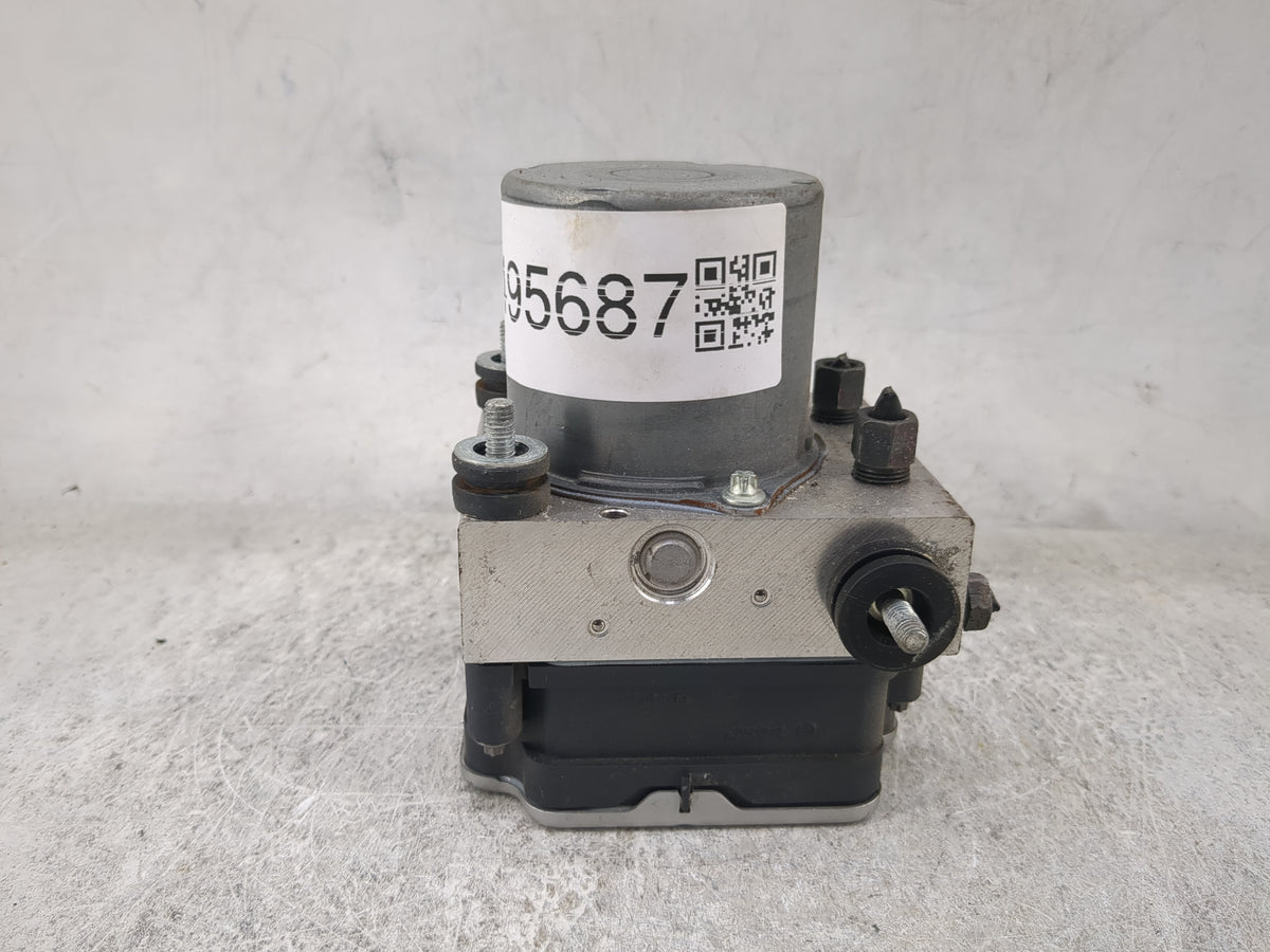 2022 Mitsubishi Outlander Anti-Lock Brake ABS Pump Module Actuator OEM P/N:47660W004P Fits OEM Used Auto Parts - Oemusedauto