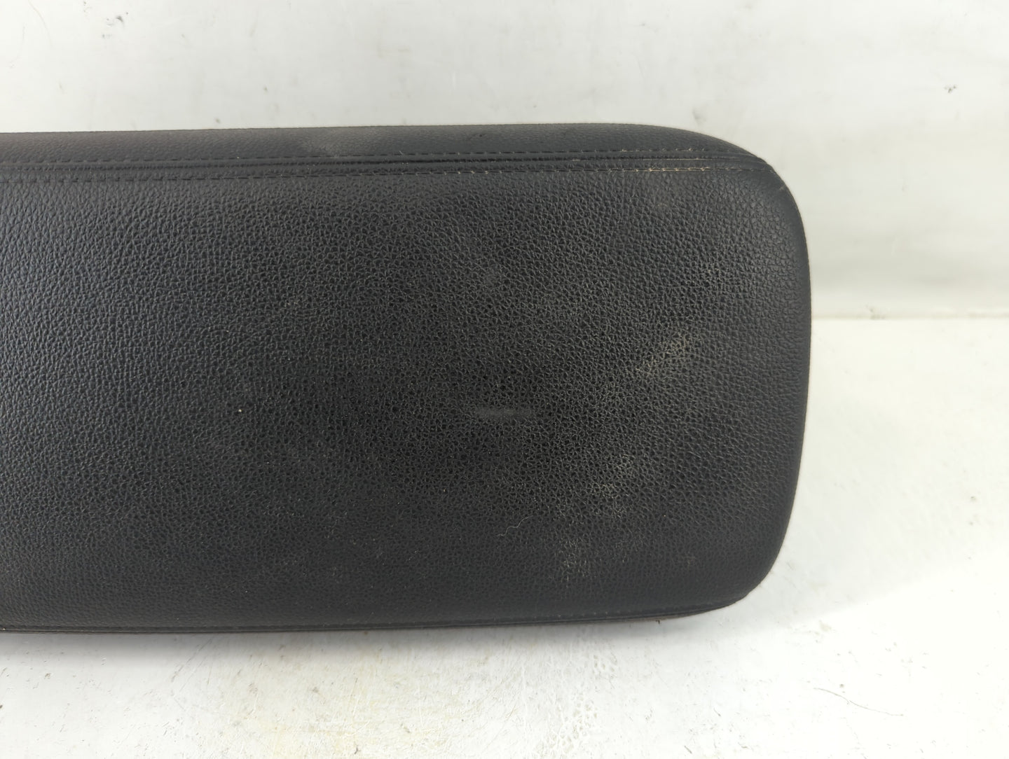 2022 Mitsubishi Outlander Sport Center Console Armrest Cover Lid Fits OEM Used Auto Parts - Oemusedautoparts1.com