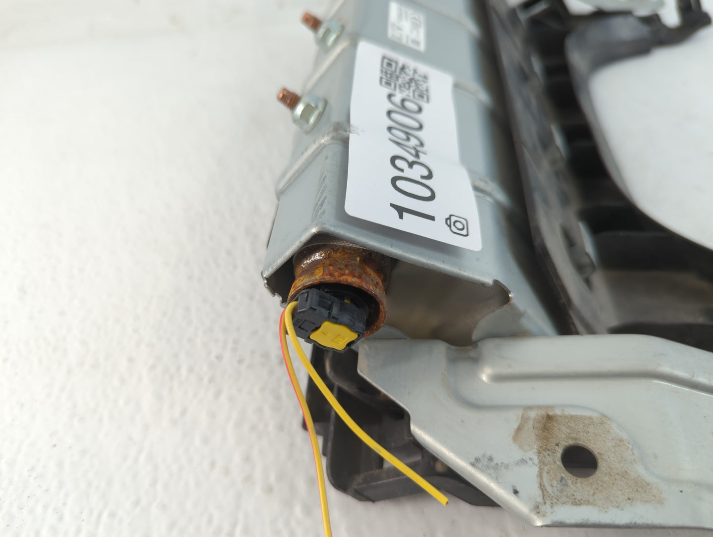 2016-2017 Mitsubishi Outlander Sport Air Bag Driver Left Steering Wheel Mounted P/N:638189307 Fits Fits 2016 2017 2018 OEM U