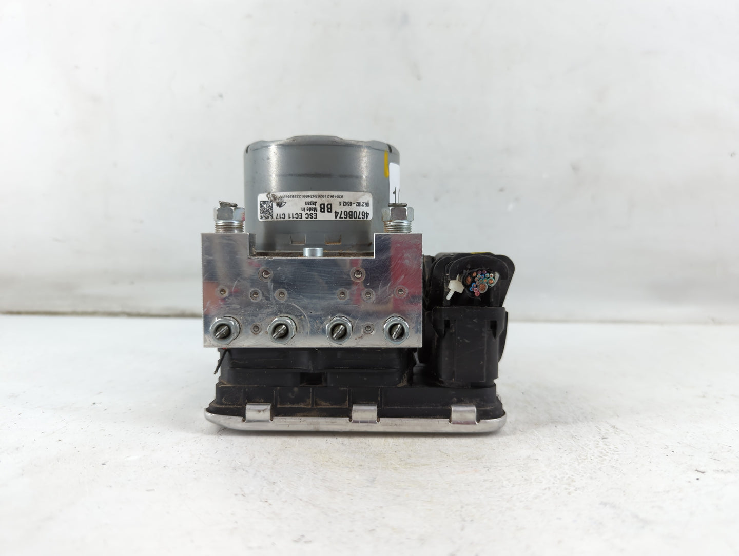 2022 Mitsubishi Outlander Sport ABS Pump Control Module Replacement P/N:4670B674 Fits OEM Used Auto Parts - Oemusedautoparts