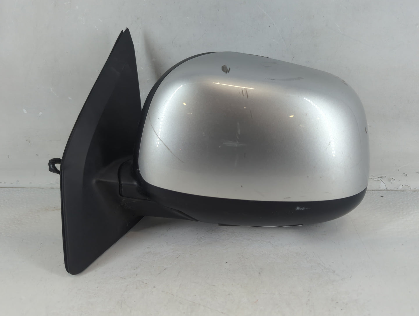 2015-2017 Mitsubishi Outlander Sport Driver Side View Mirror - Left Door Mirror OEM Used - Oemusedautoparts1.com