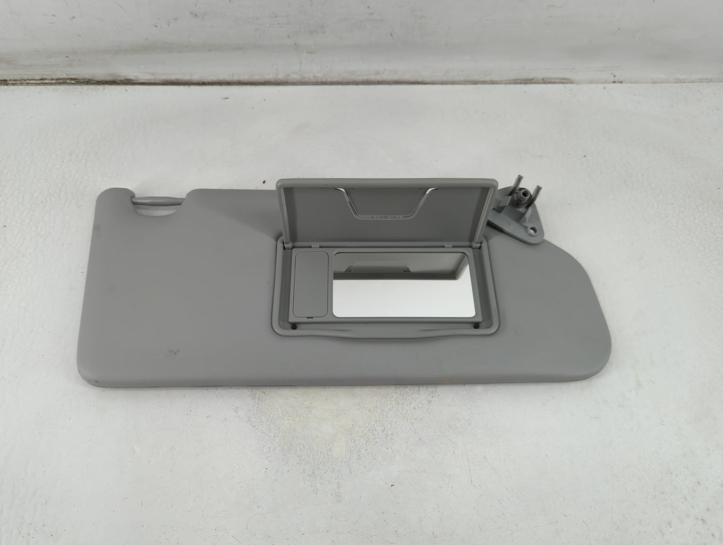 2022 Mitsubishi Outlander Sport Sun Visor Shade Replacement Passenger Right Mirror Fits OEM Used Auto Parts - Oemusedautopar