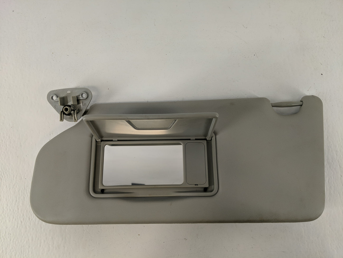 2022 Mitsubishi Outlander Sport Sun Visor Shade Replacement Driver Left Mirror Fits OEM Used Auto Parts - Oemusedautoparts1.