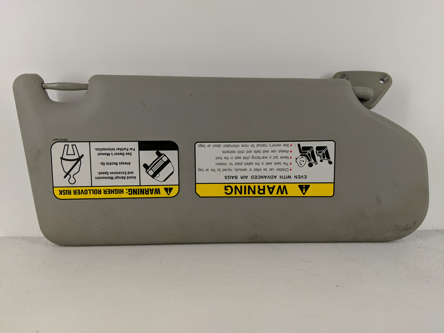 2022 Mitsubishi Outlander Sport Sun Visor Shade Replacement Driver Left Mirror Fits OEM Used Auto Parts - Oemusedautoparts1.