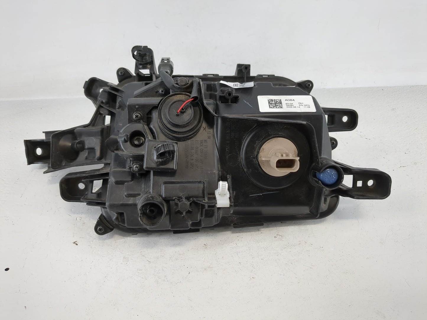 2020 Mitsubishi Outlander Sport Passenger Right Oem Front Light Lamp - Oemusedautoparts1.com