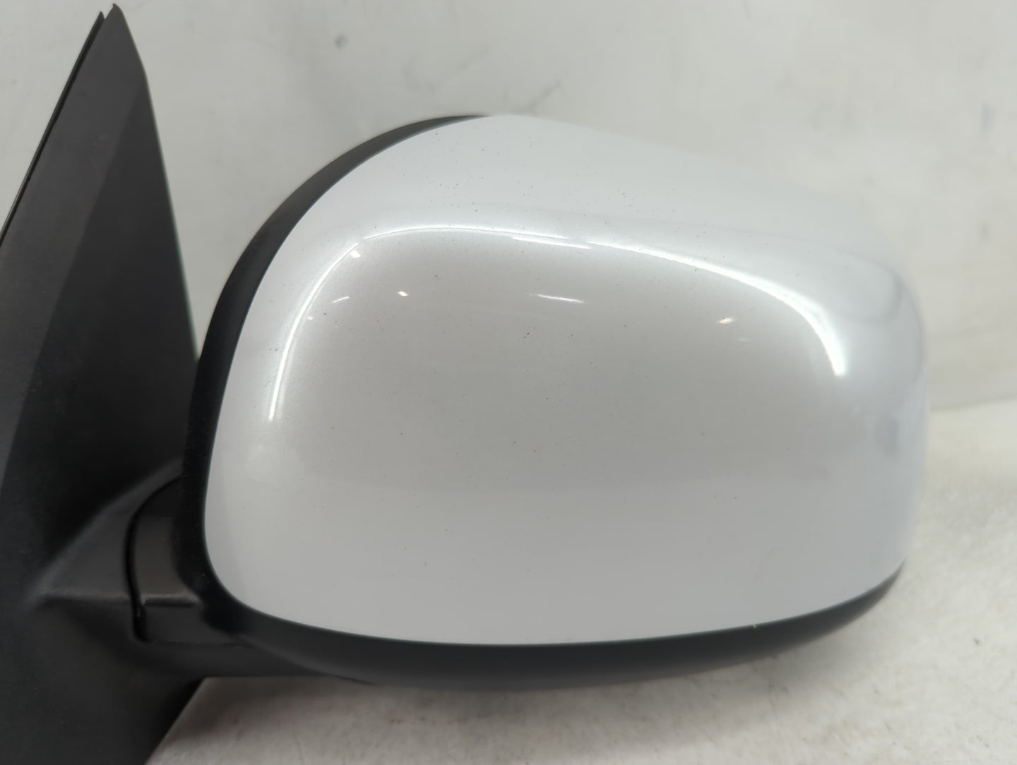 2015-2017 Mitsubishi Outlander Sport Driver Side View Mirror - Left Door Mirror OEM Used - Oemusedautoparts1.com